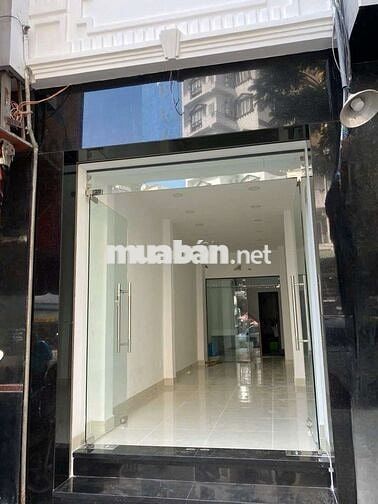 Mặt tiền / Nhà nguyên căn Nguyễn Cư Trinh 4PN 4WC giá đang giảm