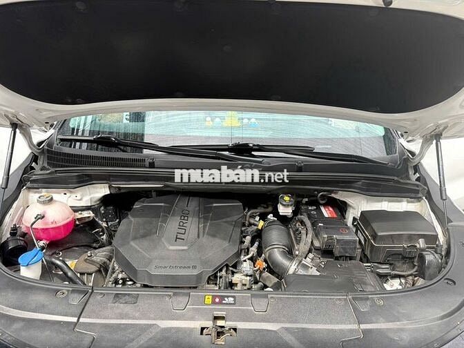 Kia Carnival 2024 2.2D Premium 8 chỗ - 72000 km