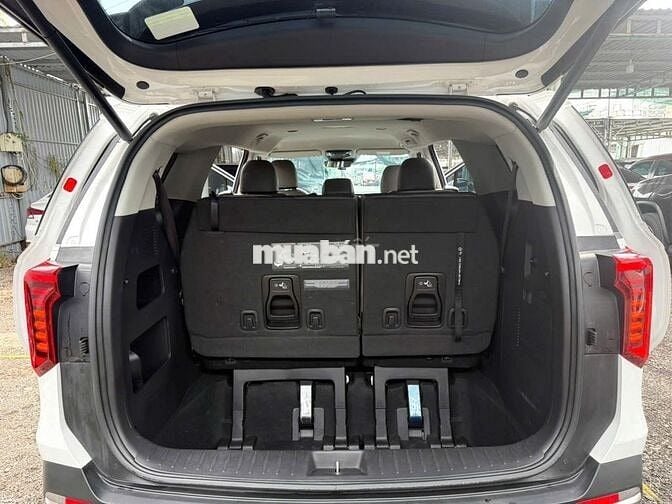 Kia Carnival 2024 2.2D Premium 8 chỗ - 72000 km