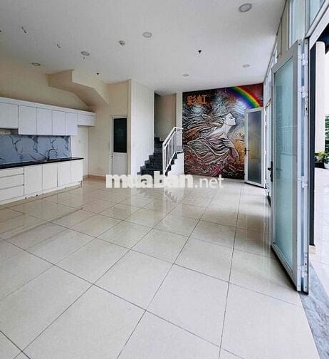 CHO THUÊ SHOP 100M2; SET UP CÓ PHÒNG NGỦ VÀ SÂN PHƠI RIÊNG LH XEM