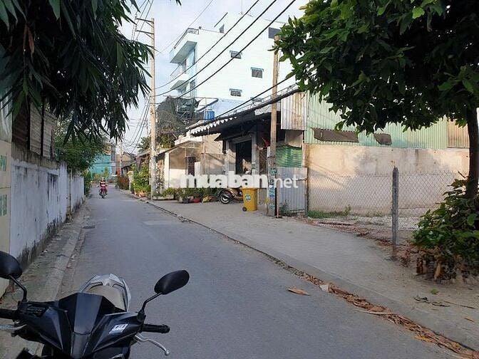 Chính chủ cần bán lô đất  Quốc lộ 22 phù hợp xây biệt thự, nhà phố