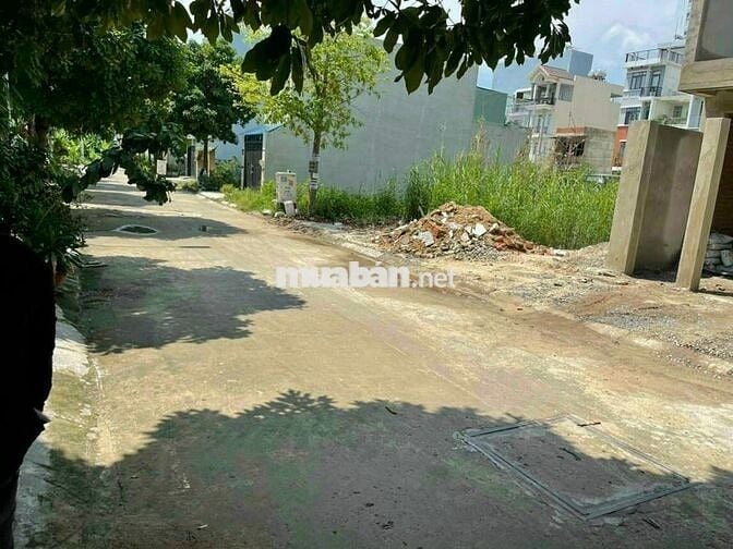 Chính chủ bán đất đường 7m ngay KDC An Sương, kế bên chợ Cây Sộp