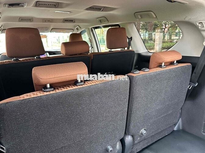 Toyota Innova 2019 2.0E - 388Tr