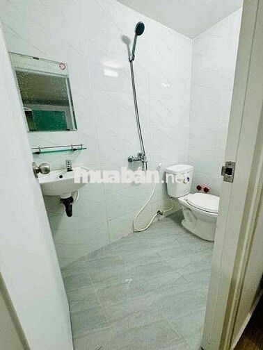 PHÒNG FULL NT BAN CÔNG, MẶT TIỀN TẠ QUANG BỬU, GÁC RỘNG THOÁNG MÁT