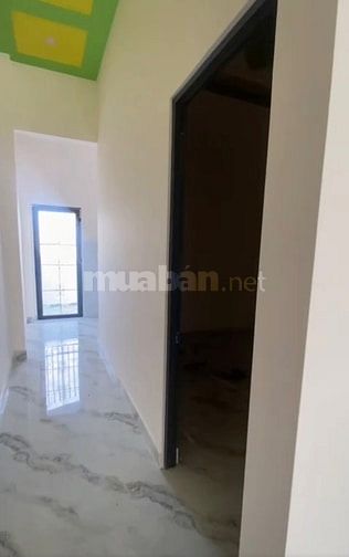 Cần bán gấp nhà ở gần KCN Cầu Tràm giá bán 1tỷ050tr.