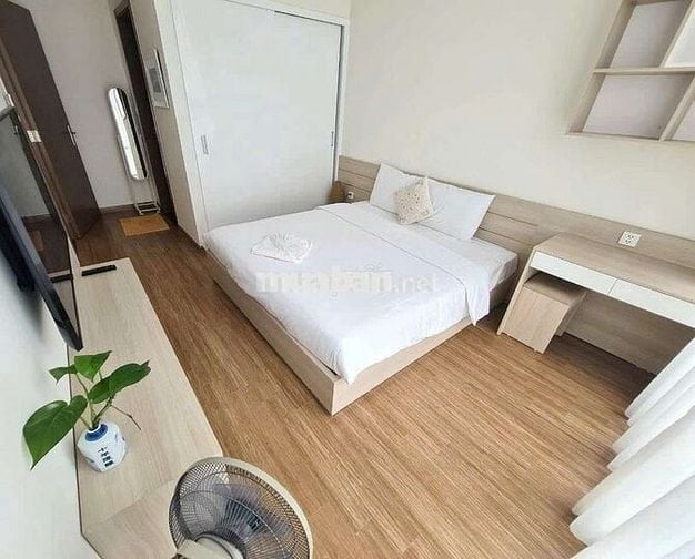 GIA ĐÌNH CÀN BÁN CCCC  VINHOME SKYLAKE.
CẦU GIẤY, GẦN KENGNAM. GIA ĐÌNH CÀN BÁN CCCC  VINHOME SKYLAKE.
CẦU GIẤY, GẦN KENGNAM.