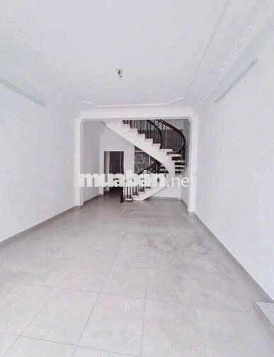 CHO THUÊ NHÀ MẶT TIỀN ĐƯỜNG NGUYỄN HỒNG ĐÀO, DT 4X18 TRỆT LẦU