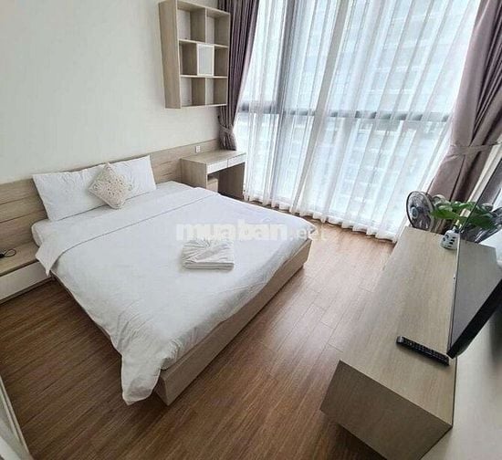 GIA ĐÌNH CÀN BÁN CCCC  VINHOME SKYLAKE.
CẦU GIẤY, GẦN KENGNAM. GIA ĐÌNH CÀN BÁN CCCC  VINHOME SKYLAKE.
CẦU GIẤY, GẦN KENGNAM.