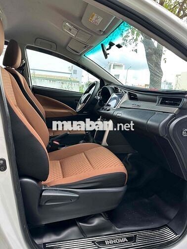 Toyota Innova 2019 2.0E - 388Tr