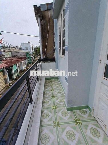 cho thuê nhà lầu suốt mới sạch sẽ vào ở ngay gần nhà thờ chợ liên ấp