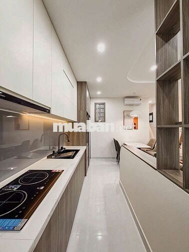 Xe hơi đỗ cửa 32/20 UNG VĂN KHIÊM 5.5 X 7.9 - 41M2 - 3PN hướng Nam