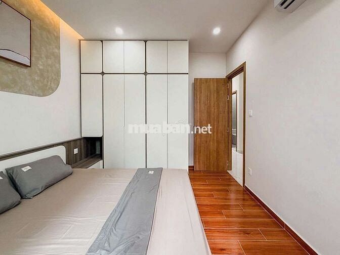 Xe hơi đỗ cửa 32/20 UNG VĂN KHIÊM 5.5 X 7.9 - 41M2 - 3PN hướng Nam