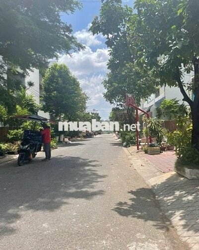 Nhà đẹp view sông Bình Lợi, DT 6x20m.Trệt 2 lầu ST, Hẻm 12m thông