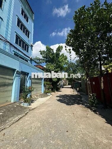 GIA CHỦ CẦN BÁN ĐẤT , KHU PHỐ HÀ TRÌ , KIẾN HƯNG , HÀ ĐÔNG