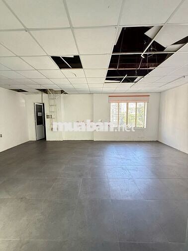 Tâm điểm chú ý - MT Lê Văn Sỹ vỉa hè cực dài có 1-0-2 tại tuyến đường!