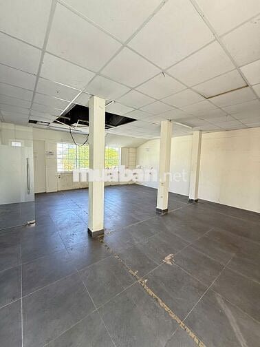 Tâm điểm chú ý - MT Lê Văn Sỹ vỉa hè cực dài có 1-0-2 tại tuyến đường!