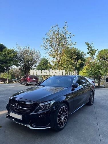 Mercedes-Benz C300 AMG 2017 màu đen