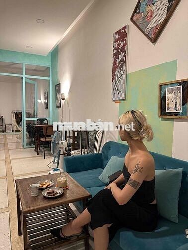 NHÀ TRỆT CÓ SÂN SẴN MÁY LẠNH QUẬN 1