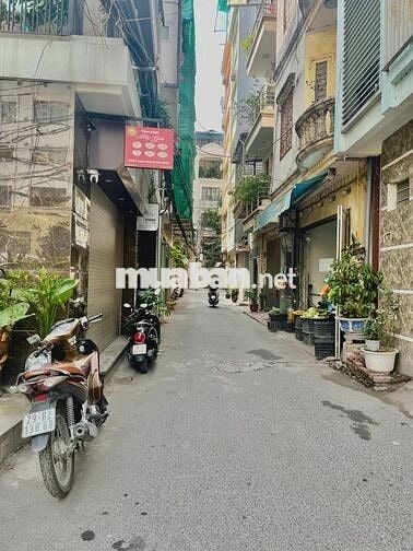 Nhà đẹp giữa lòng Tây Hồ – 88m², sân vườn thoáng mát – chỉ 19 tỷ!