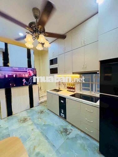 BÁN NHÀ, 3 TẦNG,36m2, 2 Phòng Ngủ,Lạc Long Quân,Tân Bình