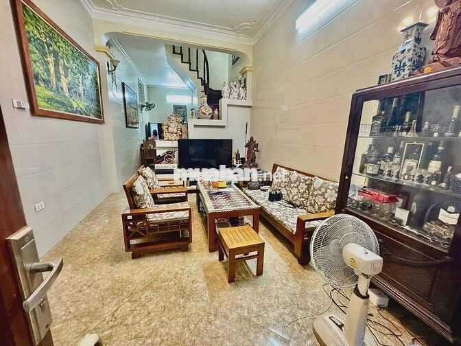 Nhà đẹp giữa lòng Tây Hồ – 88m², sân vườn thoáng mát – chỉ 19 tỷ!