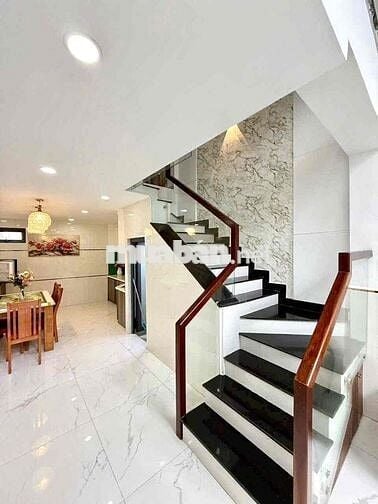 ĐẸP HẾT NƯỚC CHẤM HXH HUỲNH VĂN NGHỆ (4x11) 4PN5WC FULL NT CHỈ 17TR/TH