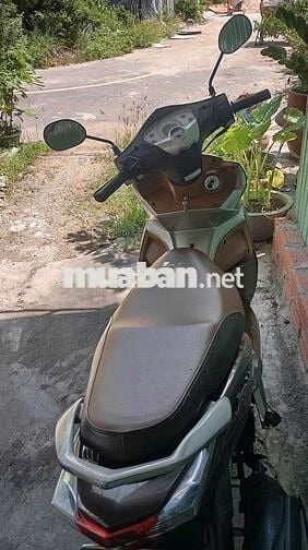 Xe tay ga SYM Joyride