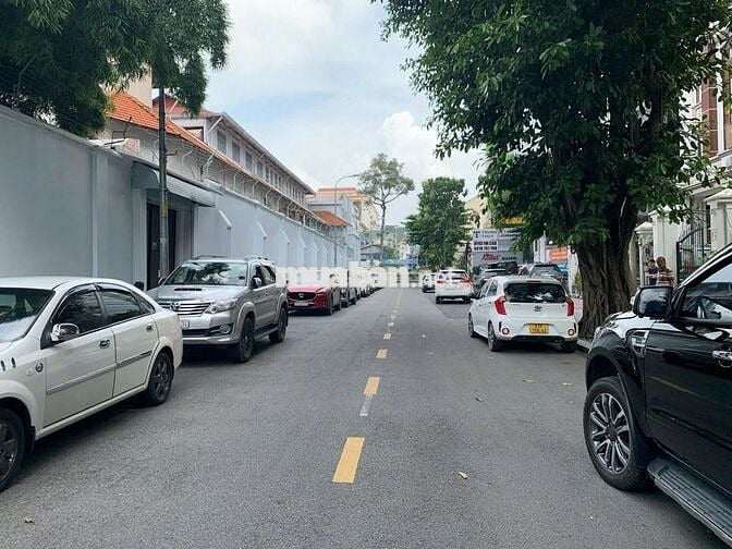 MẶT TIỀN NGUYỄN TRUNG NGẠN,Q1-ĐOẠN THÔNG CHU MẠNH TRINH - LÝ TỰ TRỌNG