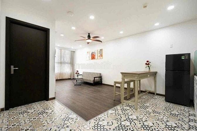 Cho thuê căn hộ 1PN, 1WC. chung cư Botanica Premier. Gần sân bay TSN