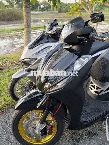 Lead 4 Val 2025 mua tháng 9 head đã chạy 2.000km