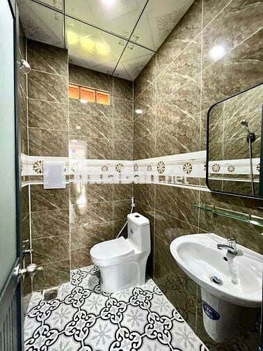 Nhà ngõ hẻm,120m2,3 phòng ngủ, đường lương Văn nho, tân phong