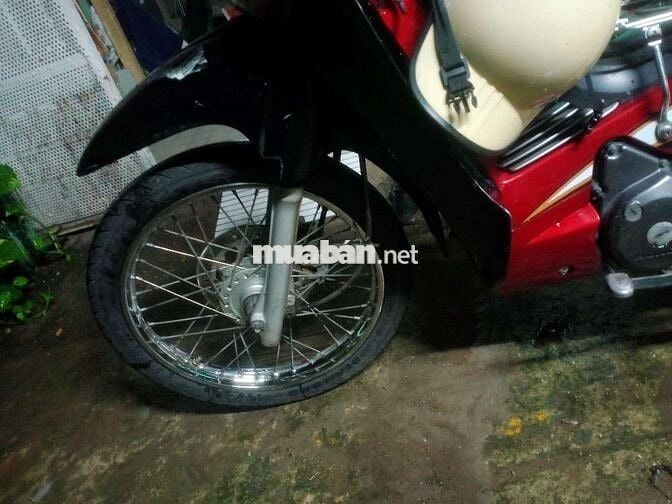 Xe máy Honda Future 125 màu đỏ số sàn