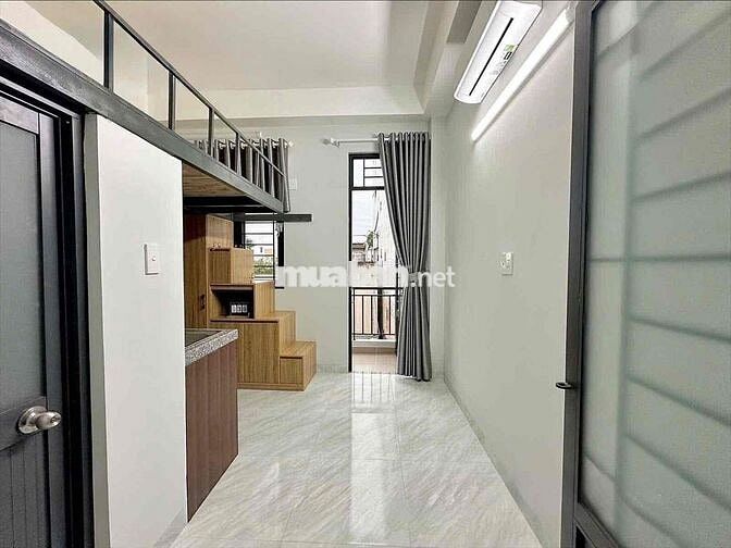 DUPLEX FULL NỘI THẤT BAN CÔNG GẦN CÔNG VIÊN LÀNG HOA