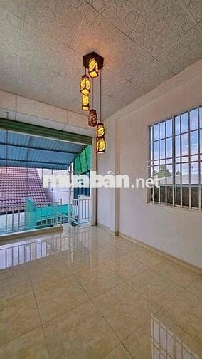 Nhà Hoà Phú , gần Đại Học Quốc Tế Miền Đông 6,7x30 tc 100%. 3pn