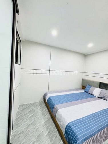 Nhà tập thể đẹp tầng 1 + 2, full đồ đạc chủ chỉ xin đôi đép