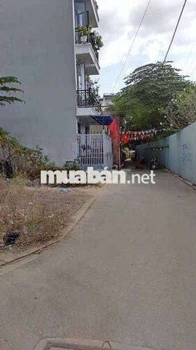 BÁN ĐẤT LINH XUÂN XÂY TỰ DO DT 52 CN ĐỦ.GIÁ 3TY X