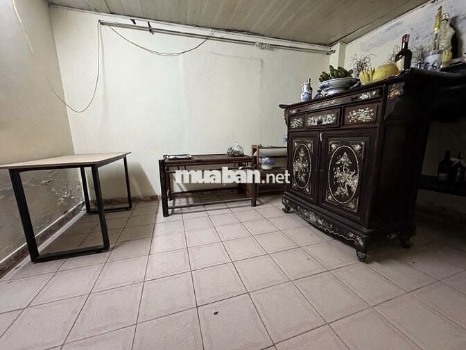 BÁN NHÀ 4 TẦNG - 50M2 - CẦU GIẤY - VỊ TRÍ VÀNG - NHÀ DÂN XÂY F0 BÁN NHÀ 4 TẦNG - 50M2 - CẦU GIẤY - VỊ TRÍ VÀNG - NHÀ DÂN XÂY F0