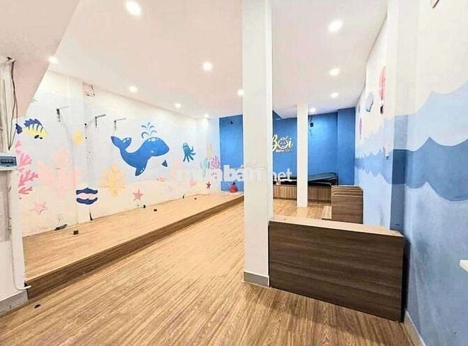 MẶT TIỀN TRƯNG NỮ VƯƠNG NGANG 6 MÉT