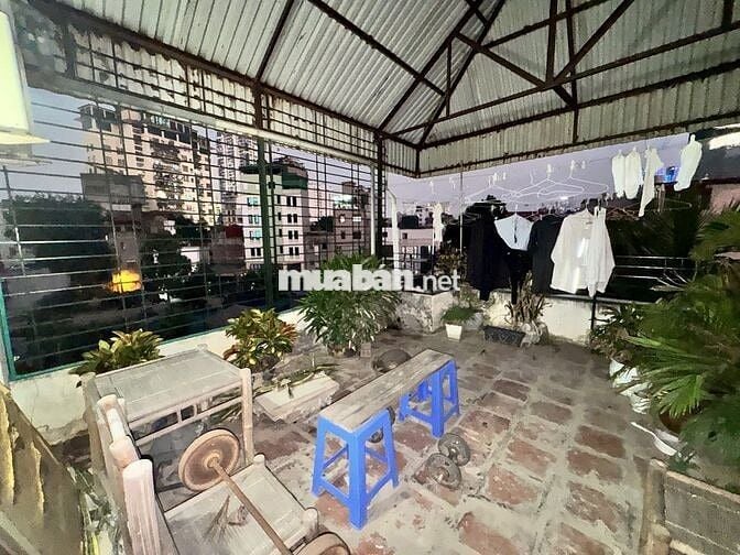 BÁN NHÀ 4 TẦNG - 50M2 - CẦU GIẤY - VỊ TRÍ VÀNG - NHÀ DÂN XÂY F0 BÁN NHÀ 4 TẦNG - 50M2 - CẦU GIẤY - VỊ TRÍ VÀNG - NHÀ DÂN XÂY F0