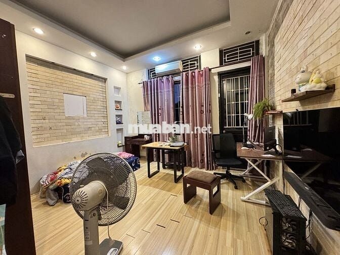 BÁN NHÀ 4 TẦNG - 50M2 - CẦU GIẤY - VỊ TRÍ VÀNG - NHÀ DÂN XÂY F0 BÁN NHÀ 4 TẦNG - 50M2 - CẦU GIẤY - VỊ TRÍ VÀNG - NHÀ DÂN XÂY F0