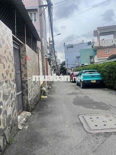 Bán đất hiếm Nguyễn Văn Lượng , ngay CityLand , 4.5x11m , HXH , hơn 4t