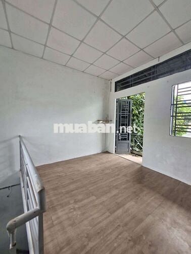 Nhà mới sơn sữa có điện 3fa làm may,giacông,vp,...gần trường lê văntho