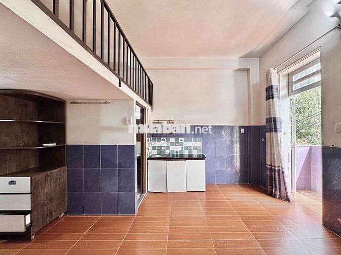 Căn hộ Duplex chính chủ có ban công lớn khu nhà ga T3-ETOWN giá cực rẻ