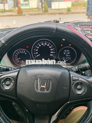 Honda HRV Bản L màu trắng nhập khẩu
