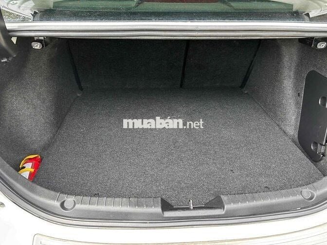 Mazda 3 2017 1.5 AT Sedan - 74000 km