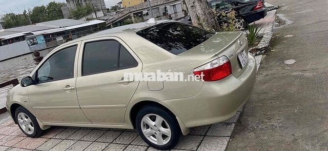 Toyota Vios 2003 1.5G - 250000 km