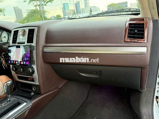 CẦN BÁN CHRYSLER C300 LIMOUSINE