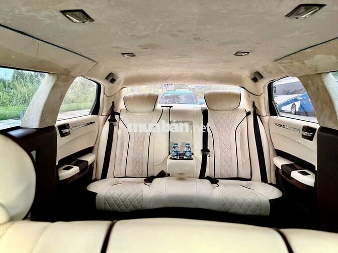 CẦN BÁN CHRYSLER C300 LIMOUSINE