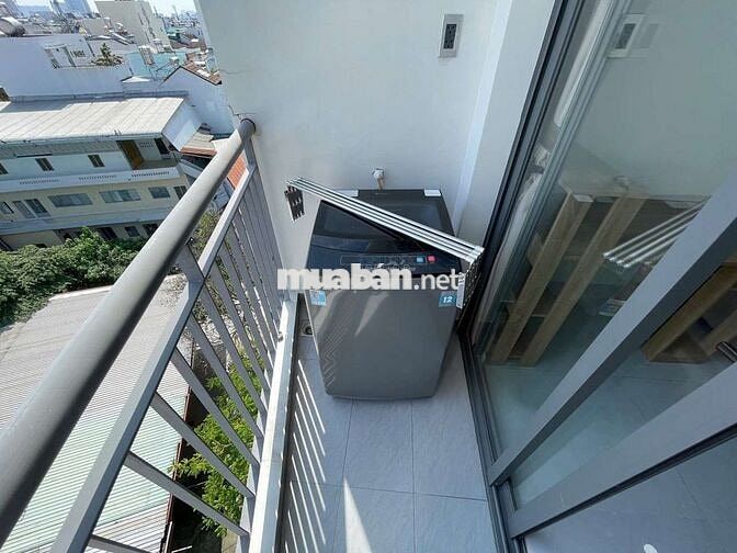CHO THUÊ CĂN HỘ BAN CÔNG, MÁY GIẶT RIÊNG GẦN CHỢ BÀ CHIỂU, GIÁP Q1 Q3