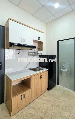 Cho Thuê Căn Hộ Studio Cửa Sổ Trời Mát Mẻ Gần Sân Bay Ngay Bạch Đằng